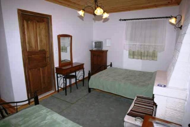 Terpsichori Guesthouse Kapesovo Exterior photo
